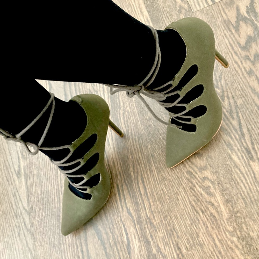 Steve Madden Heels Size 6 - Picture 2 of 4